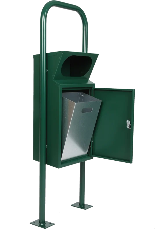 Grüner Mistkübel mit Griffloch in Bügelkonstruktion, geöffnet mit herausnehmbarem verzinktem Inneneinsatz